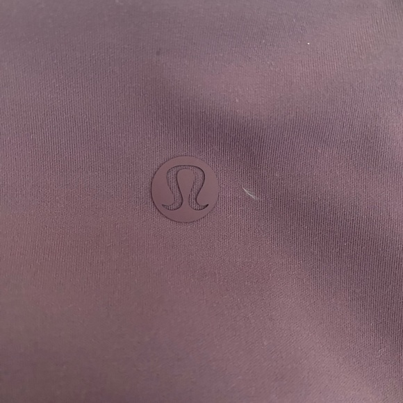LULULEMON LEGGINGS length 25 - Picture 3 of 4